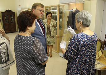 Председатель Законодательного собрания РО Александр Ищенко посетил Таганрогский музей-заповедник