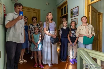 Выставка «Таганрог становится красивым…» в музее «Лавка Чеховых»