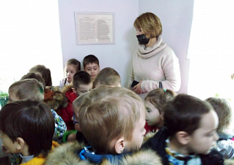 Обзорная экскурсия для воспитанников детского сада в музее "Домик Чехова"