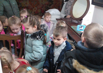 В минувшие выходные в музее "Домик Чехова" был "день детей".