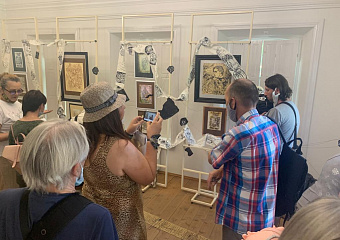 В доме П.Е. Чехова открылась выставка «Сны старого дома»