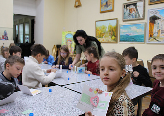 В Южно-Российском научно-культурном центре А. П. Чехова стартовал цикл мероприятий, посвященных Дню матери