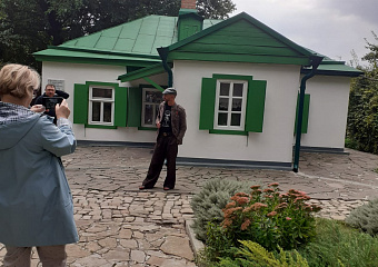 Михаил Кулаков посетил музей "Домик Чехова"