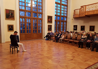 26 ноября в Историко-краеведческом музее (дворце Н. Д. Алфераки) состоялся историко-музыкальный вечер «А. Поелуев. Аккордеон»